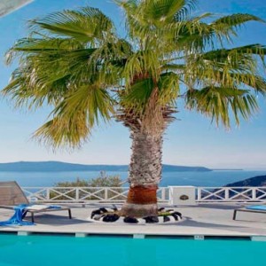 Cliff Side Suites Santorini - Luxury Greece Honeymoon Packages - Pool bar