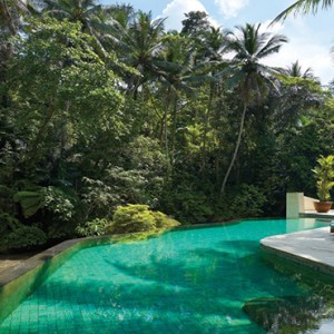 Four Seasons Bali at Sayan - Luxury Bali Honeymoon Packages - riverside cafe