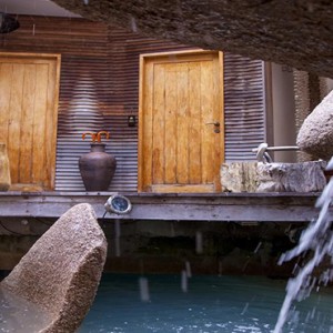 Le Domaine de L'Orangeraie - Luxury seychelles honeymoon packages - Spa pool