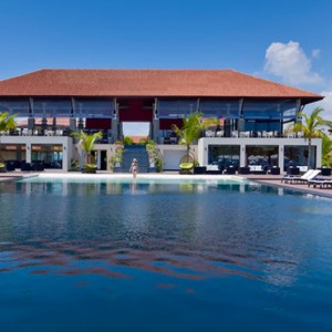 exterior - Sun Aqua Pasikudah - Luxury Sri Lanka Honeymoon Packages