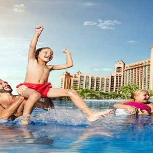 Guests In Pool Atlantis The Palm Dubai Dubai Honeymoons