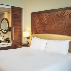 luxury room 2 - sofitel dubai jumeirah beach - luxury dubai honeymoon packages