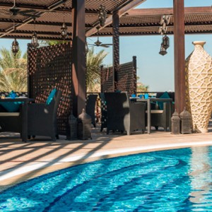 pool bar - Le Meridien Mina seyahi - Luxury dubai Honeymoon Packages