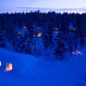 Kakslauttanen Arctic Resort - Luxury Finland Honeymoon Packages - Snow Igloos