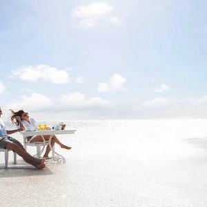 Luxury Mauritius Honeymoon Packages - Lux* Belle Mare - Sandbank dining