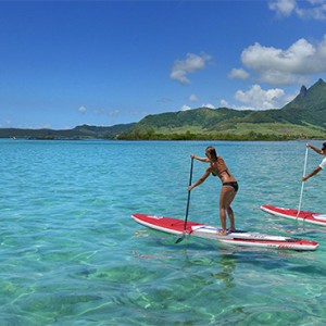 Luxury Mauritius Honeymoon Packages - Lux* Belle Mare - Stand up paddle boarding