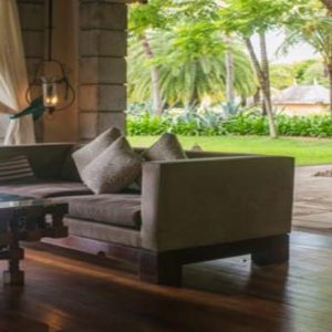 Mauritius Honeymoon Packages Maradiva Villas Resort & Spa Breakers Bar