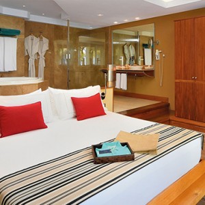 Mauritius Honeymoon Packages Shandrani Beachcomber Resort & Spa Senior Suite