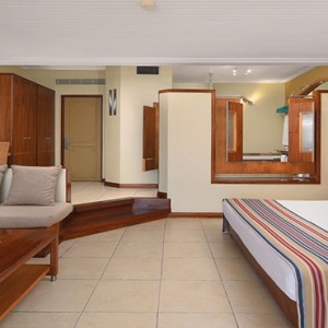 Mauritius Honeymoon Packages Shandrani Beachcomber Resort & Spa Superior Room1