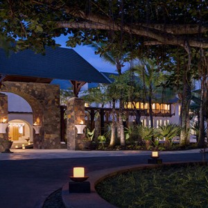 Mauritius Honeymoon Packages Shangri La's Le Touessrok Resort And Spa Hotel Entrance