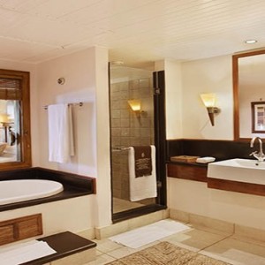 Mauritus Honeymoon Packages Heritage Awali Golf & Spa Resort Senior Suite Bathroom