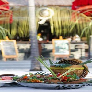 Amarterra Villas Bali Nusa Dua - Luxury Bali Honeymoon Packages - restaurant cuisine