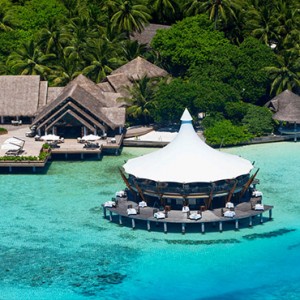 Baros Maldives - Luxury Maldives Honeymoon Packages - Restaurant view3
