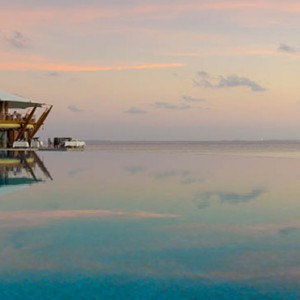 Baros Maldives - Luxury Maldives Honeymoon Packages - Restaurant view7