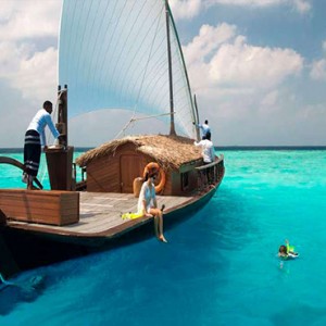 Baros Maldives - Luxury Maldives Honeymoon Packages - nooma snorkel excursion