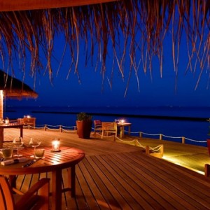 Baros Maldives - Luxury Maldives Honeymoon Packages - restaurant at night