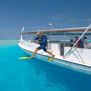 Baros Maldives - Luxury Maldives Honeymoon Packages - watersport activities