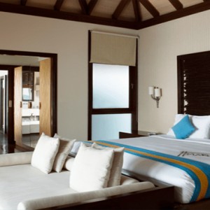 Coco Bodu Hithi - Luxury Maldives Honeymoon Packages - Coco Residence bedroom interior