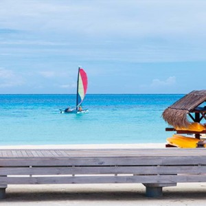 Constance Moofushi - Luxury Maldives Honeymoon Packages - Watersport activity3