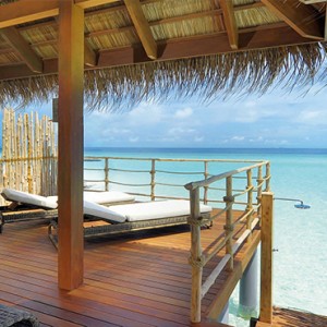 Constance Moofushi - Luxury Maldives Honeymoon Packages - sun deck