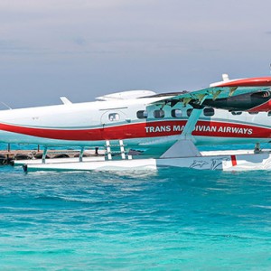 Diamonds Athuruga - Luxury Maldives Honeymoon Packages - Seaplane transfer