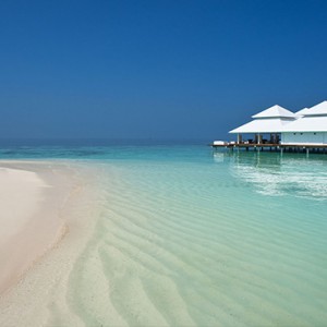 Diamonds Athuruga - Luxury Maldives Honeymoon Packages - Thari Over Water restaurant