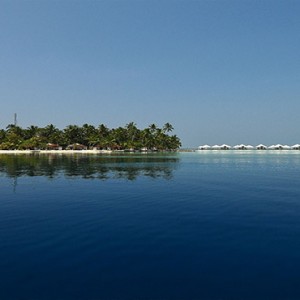 Diamonds Athuruga - Luxury Maldives Honeymoon Packages - view of resort