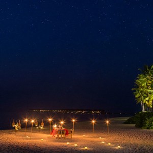 Hurawalhi Island - Luxury Maldives Honeymoon Packages - Candle light dinner