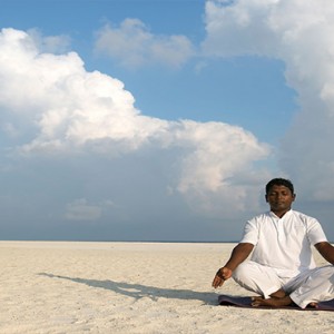 Hurawalhi Island - Luxury Maldives Honeymoon Packages - Yoga