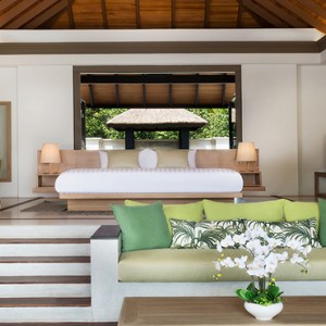 JA Manafaru - Luxury Maldives Honeymoon Packages - Beach Bungalows with Private Pools living room