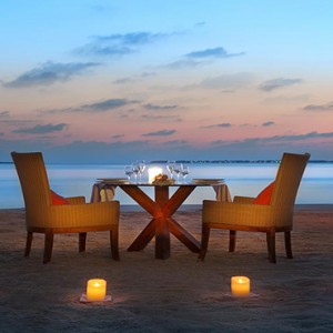 JA Manafaru - Luxury Maldives honeymoon packages - candlelit dining1