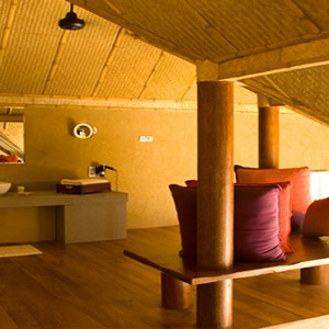 Jetwing Vil Uyana - Luxury Sri Lanka Honeymoon Packages - Forest Dwelling bathroom