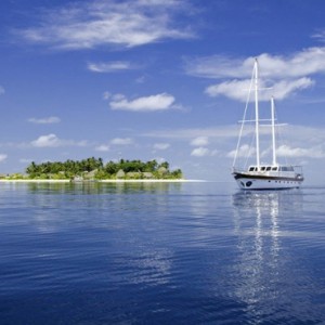 Kandolhu Maldives - Luxury Maldives Honeymoon Packages - Island explorer