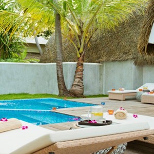 Kandolhu Maldives - Luxury Maldives Honeymoon Packages - Spa pool1