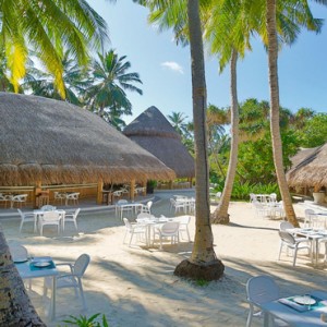 Kuramathi Maldives - Luxury Maldives Honeymoon Packages - Palm exterior