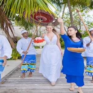 Kuramathi Maldives - Luxury Maldives Honeymoon Packages - wedding1