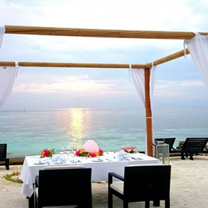 Lily Beach Resort and Spa at Huvahendhoo - Luxury Maldives Honeymoon Packages - private dinner