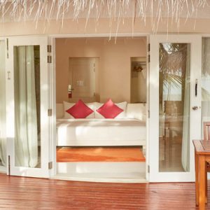 Maldives Honeymoon Packages Sun Siyam Vilu Reef Jacuzzi Deluxe Beach Villa3