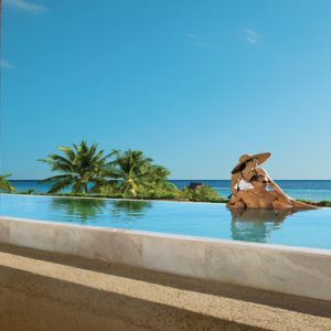 Mexico Honeymoon Packages Zoetry Paraiso De La Bonita Riviera Maya Couple At The Pool