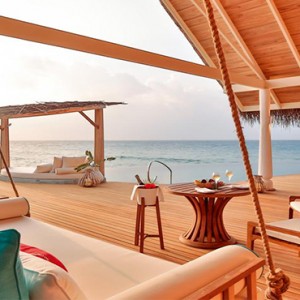 Milaidhoo Island Maldives - Luxury Maldives Honeymoon Packages - ocean view deck dining