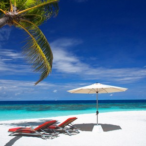 OBLU by Atmosphere at Helengali - Luxury Maldives Honeymoon Packages - Beach1