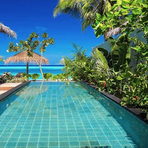 Ozen by Atmosphere at Maadhoo Island - Luxury Maldives Honeymoon Packages - Earth Villa with Pool w pool