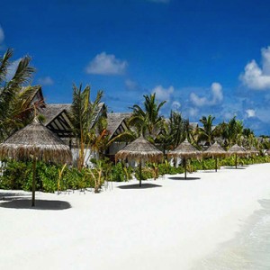 Ozen by Atmosphere at Maadhoo Island - Luxury Maldives Honeymoon Packages - Earth beach villas