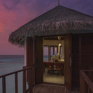 Ozen by Atmosphere at Maadhoo Island - Luxury Maldives Honeymoon Packages - OZEN Water suite bar1