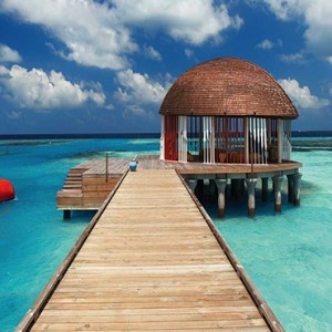 Ozen by Atmosphere at Maadhoo Island - Luxury Maldives Honeymoon Packages - Ozen arrival pavillion