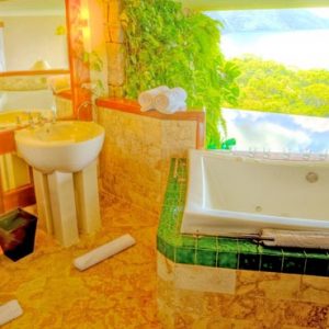 St Lucia Honeymoon Packages Jade Mountain Bath With A View1