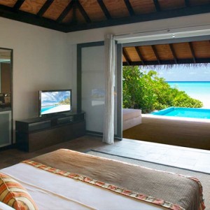 Velassaru Maldives - Luxury Maldives Honeymoon Packages - Beach Villa with pool interior