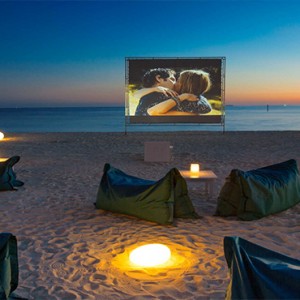 Velassaru Maldives - Luxury Maldives Honeymoon Packages - Beach cinema