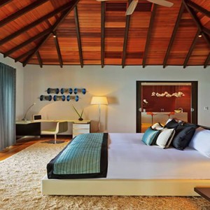 Velassaru Maldives - Luxury Maldives Honeymoon Packages - Water Suite interior bedroom