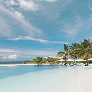 Velassaru Maldives - Luxury Maldives Honeymoon Packages - beach view